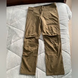 Mens Revolvr pants, 34x32